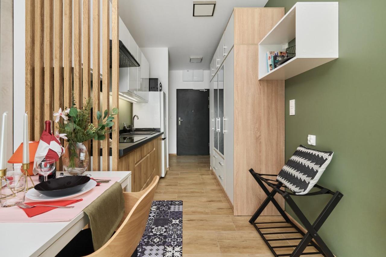 City Panorama Studio Apartments Jaworska 4 By Noclegi Renters Breslavia Esterno foto