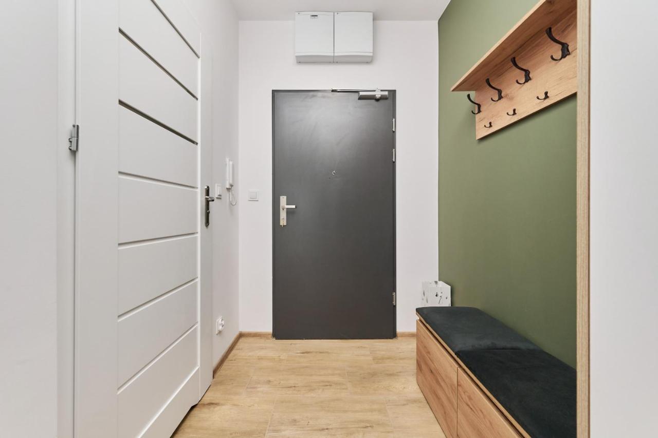 City Panorama Studio Apartments Jaworska 4 By Noclegi Renters Breslavia Esterno foto