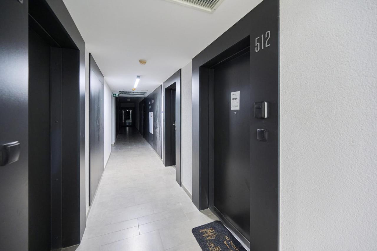 City Panorama Studio Apartments Jaworska 4 By Noclegi Renters Breslavia Esterno foto